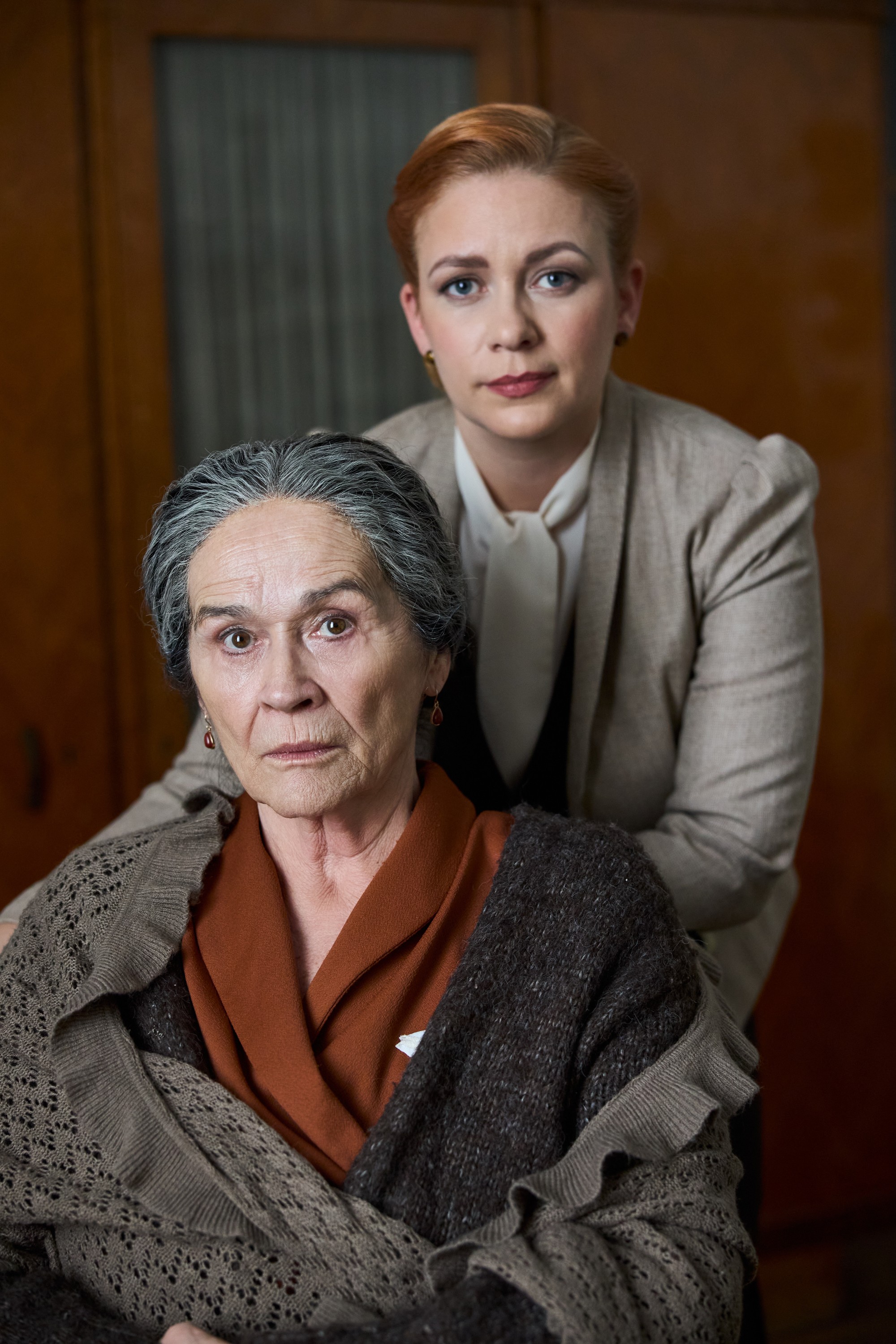 Hana Gregorová a Kamila Heribanová v seriáli Dunaj, k vašim službám. 