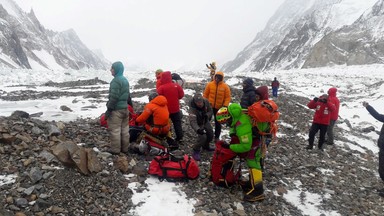 Media na całym świecie pod wrażeniem akcji Polaków na Nanga Parbat