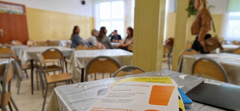 Strajk nauczycieli. Rząd ma gotową ustawę maturalną