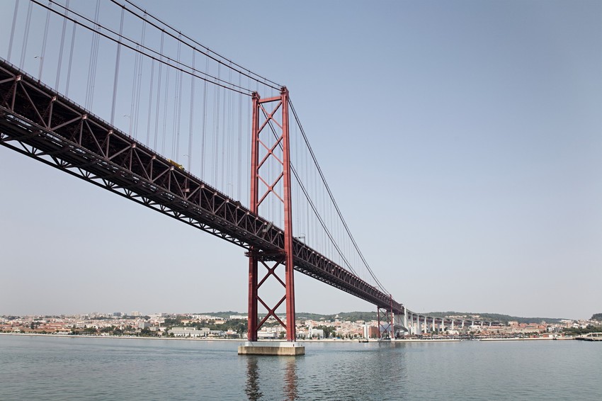 Most Vasko de Gama, Portugal