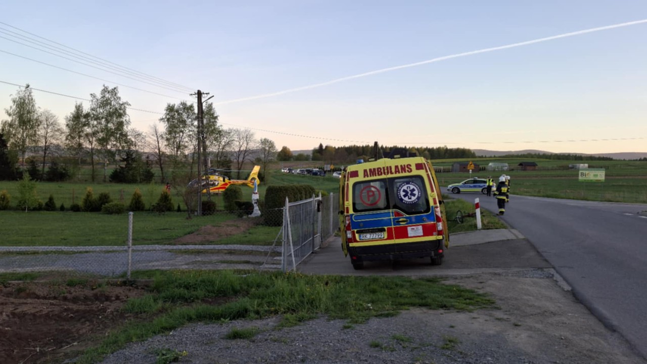 Zagadkowa śmierć na Podkarpaciu. Ciało mężczyzny leżało w rowie