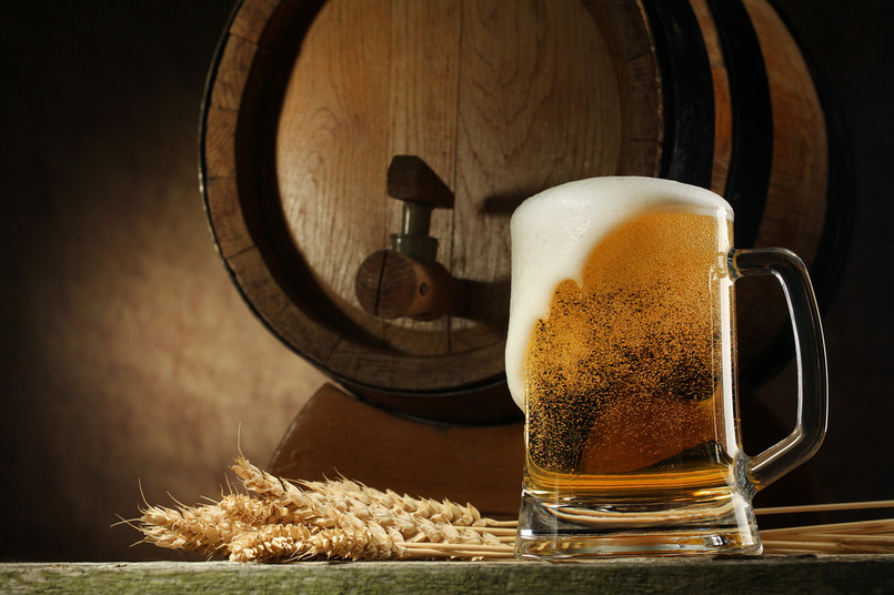 Za piwo uznaje się napój fermentowany, który powstaje ze słodu i chmielu z dodatkiem surowców niesłodowanych.