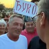 Vučić sa starešinom iz vojske