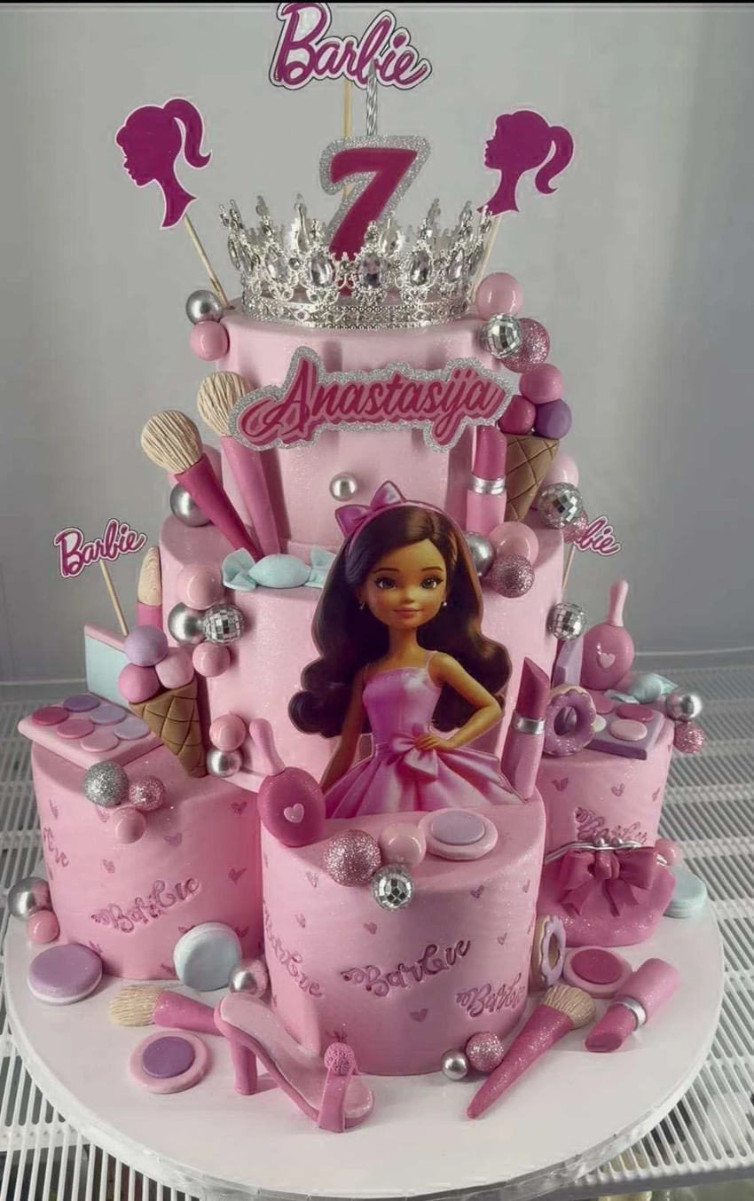 Aleksandra Nikolić proslavila ćerki rođendan