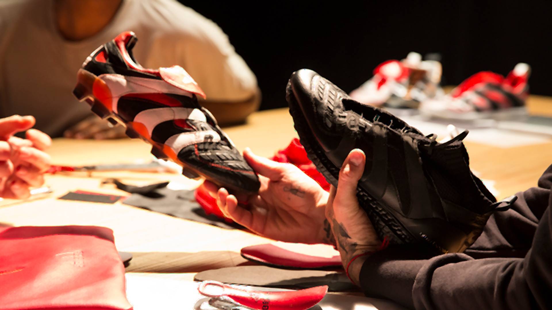 Adidas dołącza do wojny przeciw plastikom i rozpoczyna rewolucję. Ich ubrania i buty będą w większości z recyklingu