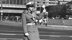 Bardzo trudny QUIZ ze skrótowców z PRL. Kto wtedy nie żył, nie zdobędzie maksimum!