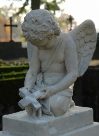 angyalka-temeto-d00000D0661c7ff4f8e64