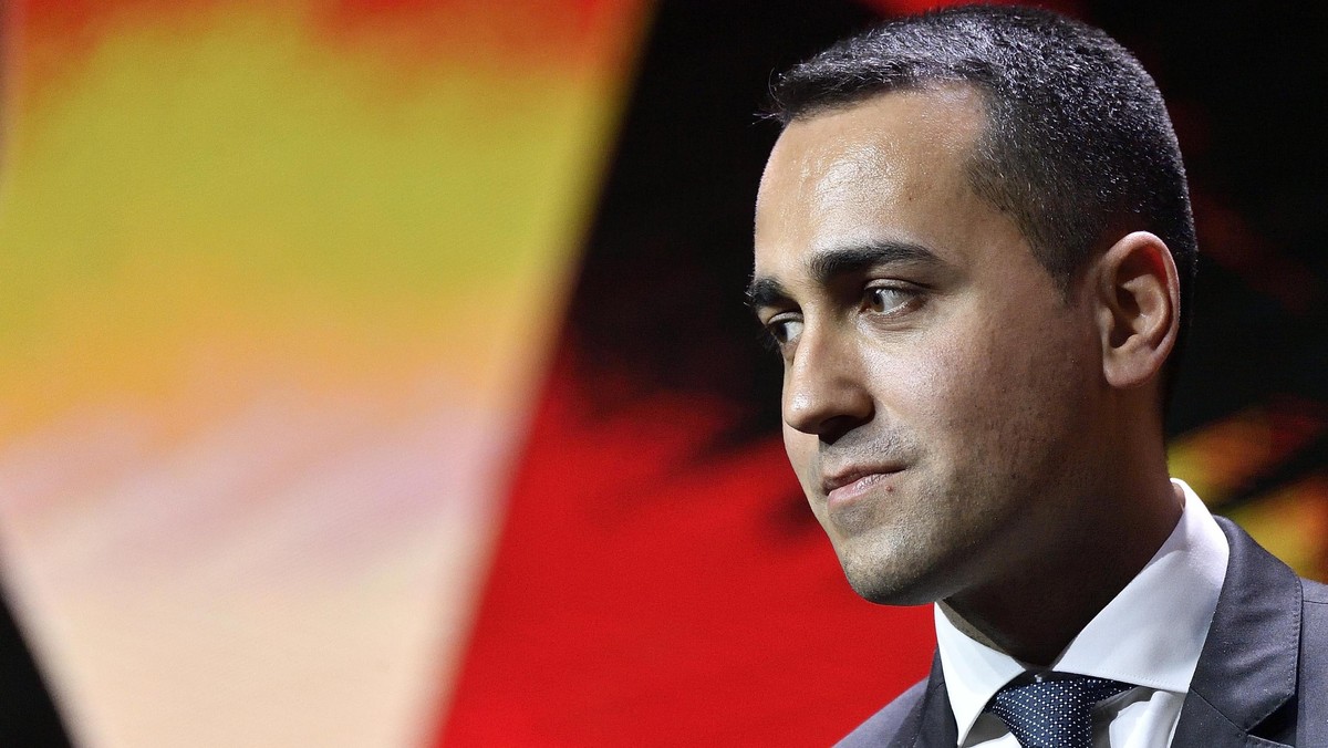 Luigi Di Maio, wicepremier Włoch ostrzegł dziś, że jeśli kraje unijne nie wywiążą się z zobowiązań podjętych w sprawie migracji, będzie to oznaczało, że "Unia już nie istnieje". Włoski polityk zagroził także, że włoski rząd rozważy kwestię wysokości składki do kasy UE.