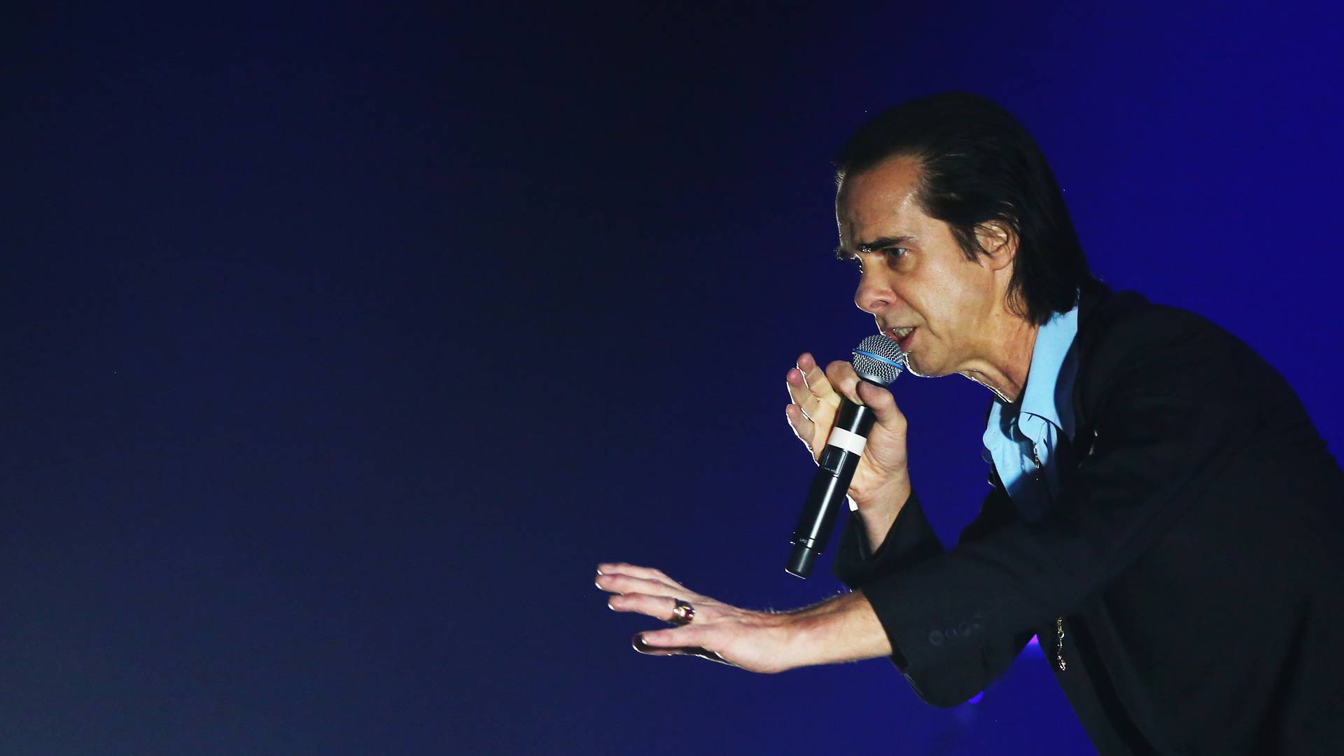 Nick Cave & The Bad Seeds odložili turneju i svim fanovima poklonili svoj TV program