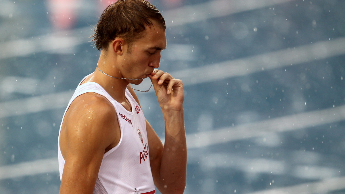 Cztery skoki. Jeden udany, trzy strącone i 10. miejsce - to dorobek Sylwestra Bednarka w finale skoku wzwyż na mistrzostwach Europy w lekkiej atletyce, które odbywają się w Barcelonie.