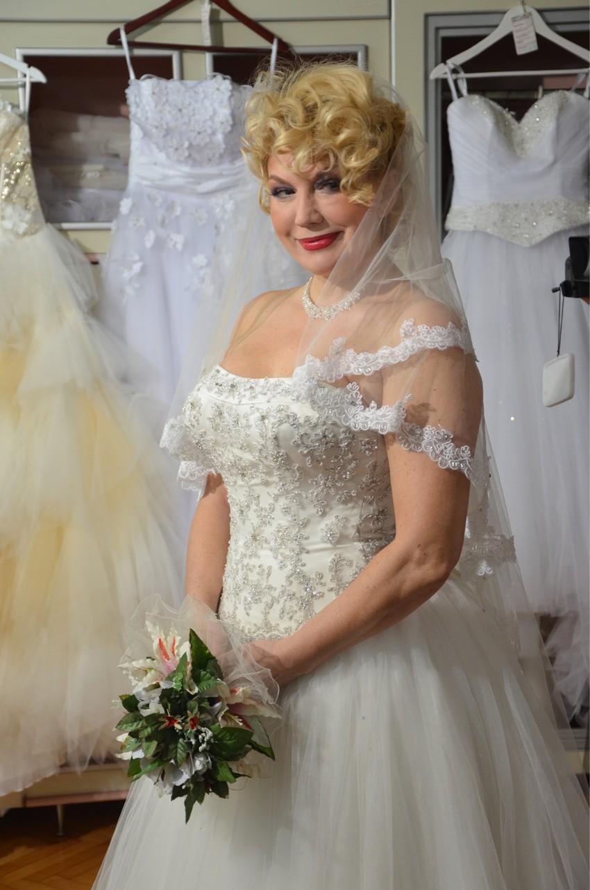 Suzana Mančić u venčanici