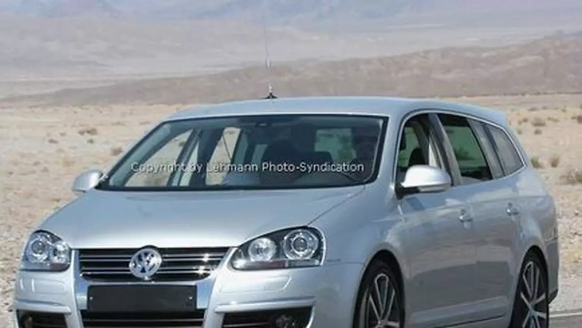 Zdjęcia szpiegowskie: Nowy Volkswagen Golf Variant