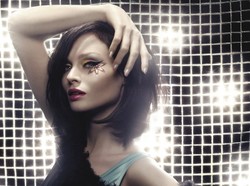 Sophie Ellis-Bextor w sam raz na lato