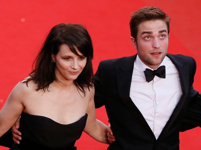 Robert Pattinson i Juliette Binoche na premierze 'Cosmopolis' w Cannes