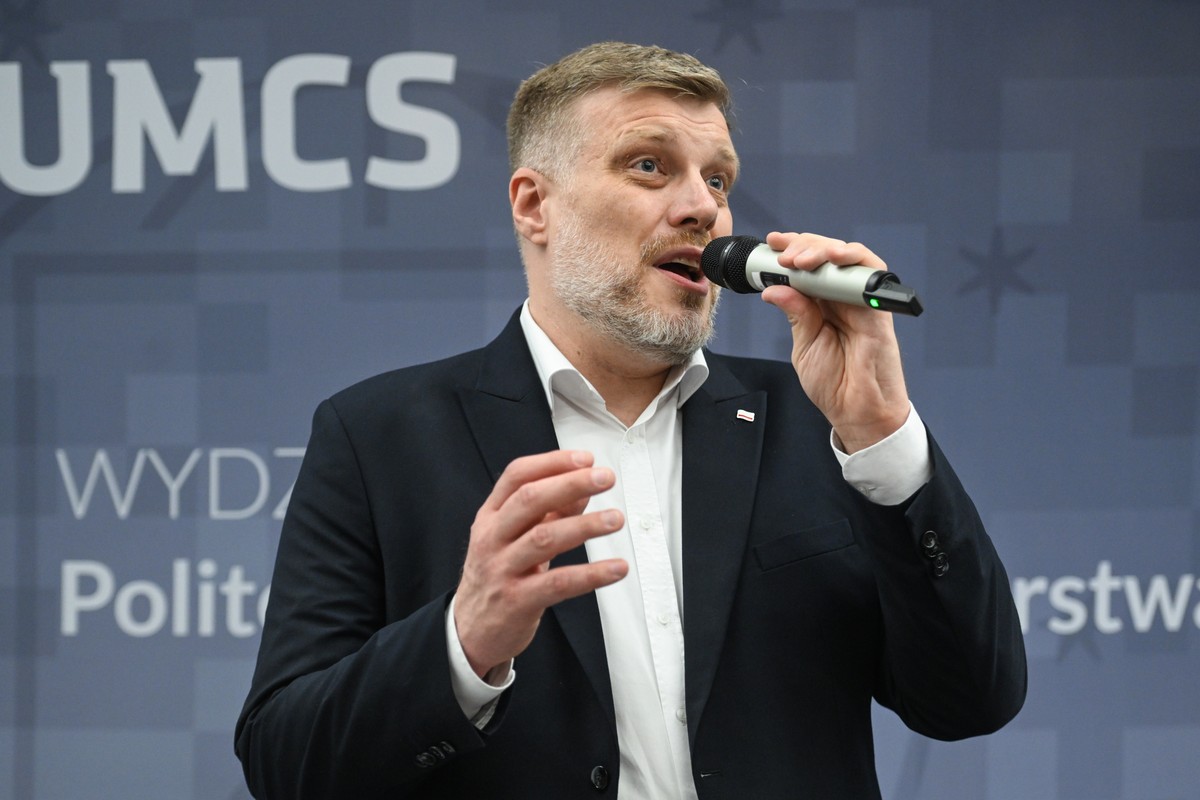 Adrian Zandberg zwrócił się do premiera. "Żyje pan w jakiś innym świecie"