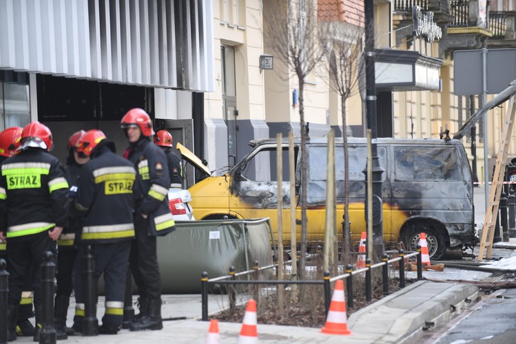 Zniszczony samochód