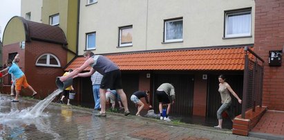 Nadchodzi totalny kataklizm, deszcze i powodzie na południu kraju