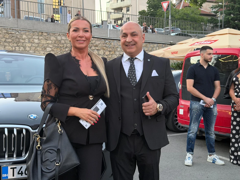 Olja Karleuša sa mužem