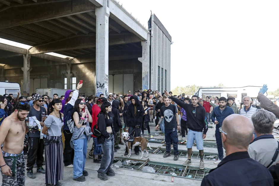 Rejv žurka u Modeni 31. oktobra