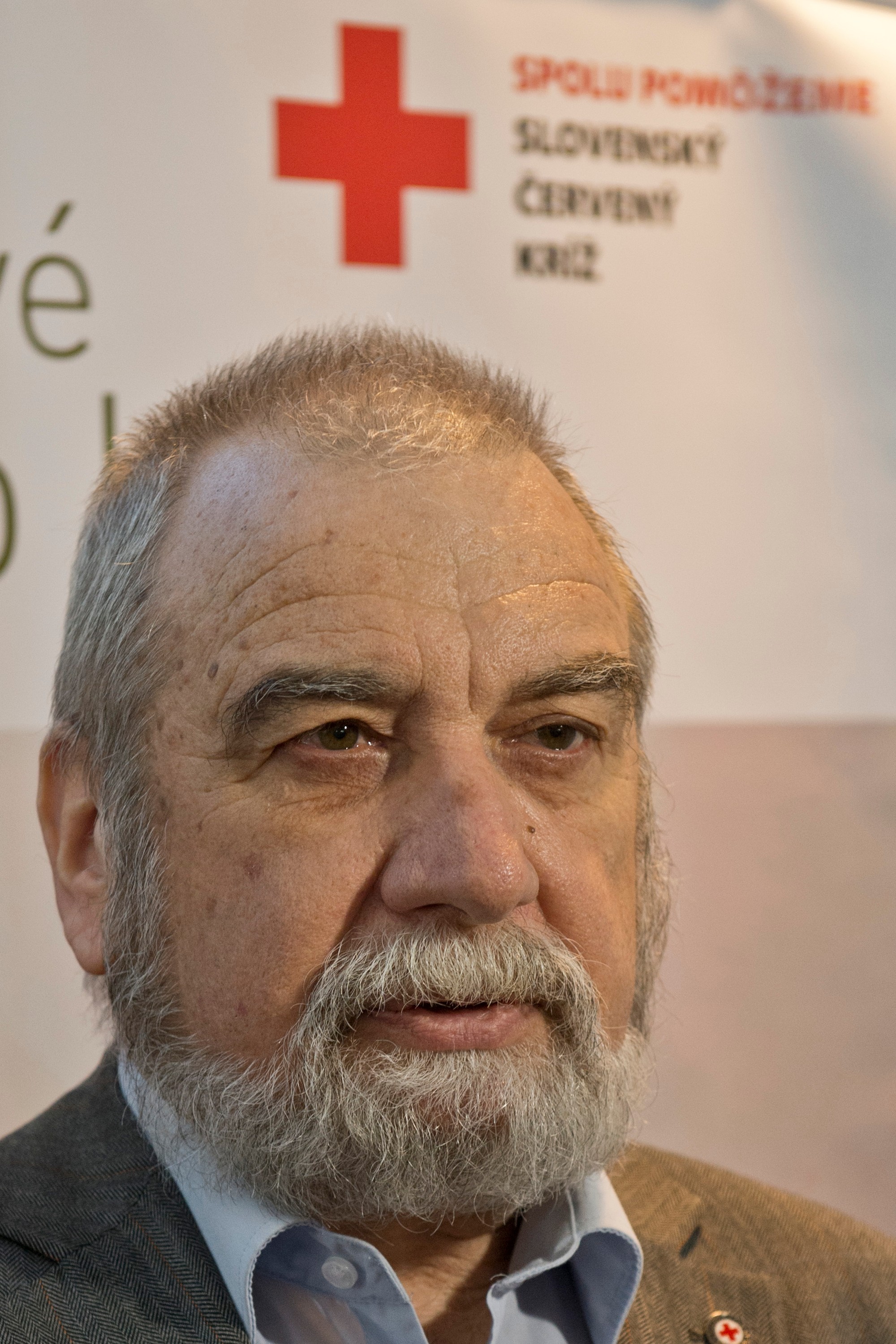 Niekdajší prezident Slovenského červeného kríža a záchranár Viliam Dobiáš.