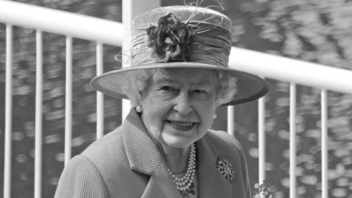 Pożegnanie Elżbiety II. Na stornie uruchomiono wirtualną księgę kondolencji