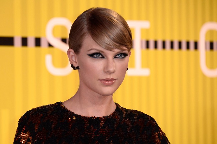 Taylor Swift na MTV Video Music Awards 2015