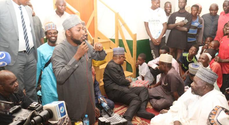 Peter Obi dined with Muslims in an Abuja mosque on Monday, March 18, 2024. [Nwoke Agule/X]