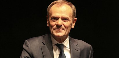 Donald Tusk: Wszędzie na świecie bronią ludzi przed wirusem, tylko u nas na odwrót