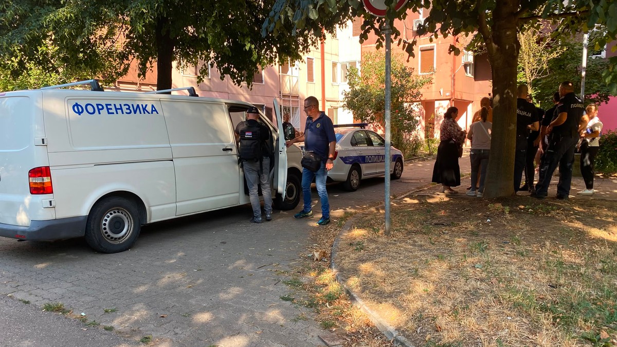 Zgrada gde je brat ubio sestru, pa počinio samoubistvo 