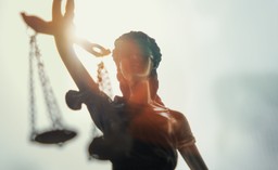 ETPC: Ingerencja w życie prywatne dziennikarza jest polityczną represją