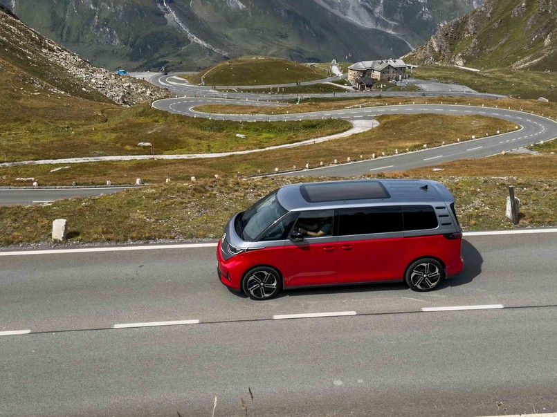 Samochodem elektrycznym w Alpach