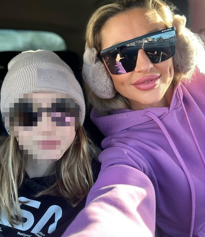 Influencerka a fitness trénerka Andy Opalena prišla o dcérku.