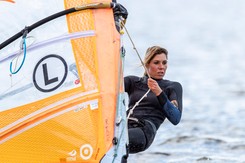 Zofia Klepacka na podium mistrzostw Europy w windsurfingu