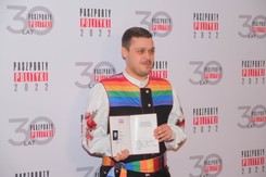 Paszporty 'Polityki' rozdane. Wśród laureatów autorzy serialu 'Wielka woda' i książki o Gdyni