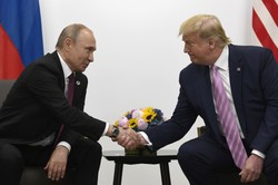 Trump po stronie Putina. Spełnia się najczarniejszy scenariusz. "To jakby obarczyć Polaków za wybuch II wojny"