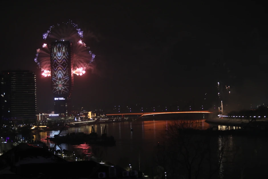 Vatromet na Beogradu na vodi