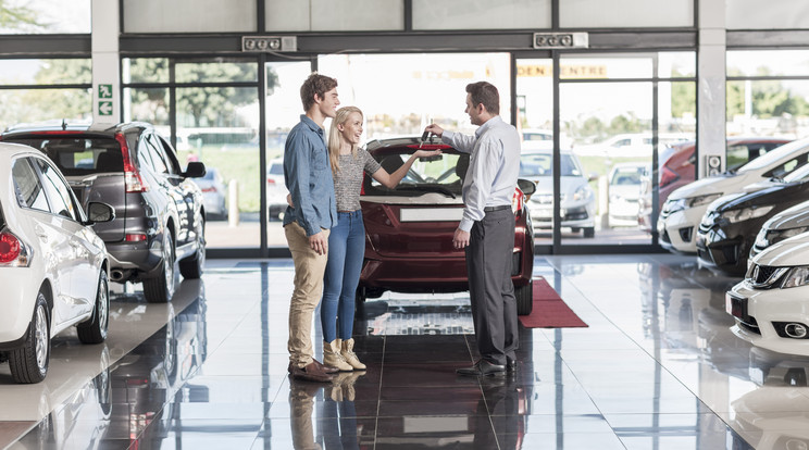 A legnépszerűbb autók között szerepelnek a Toyoták, a Fordok, a Volkswagenek is / Fotó: GettyImages