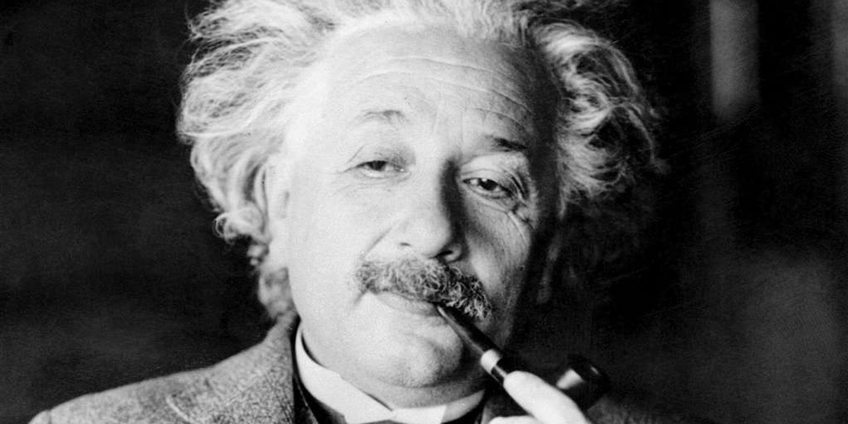 Sensacja! Podróże w czasie są możliwe! Einstein się mylił!