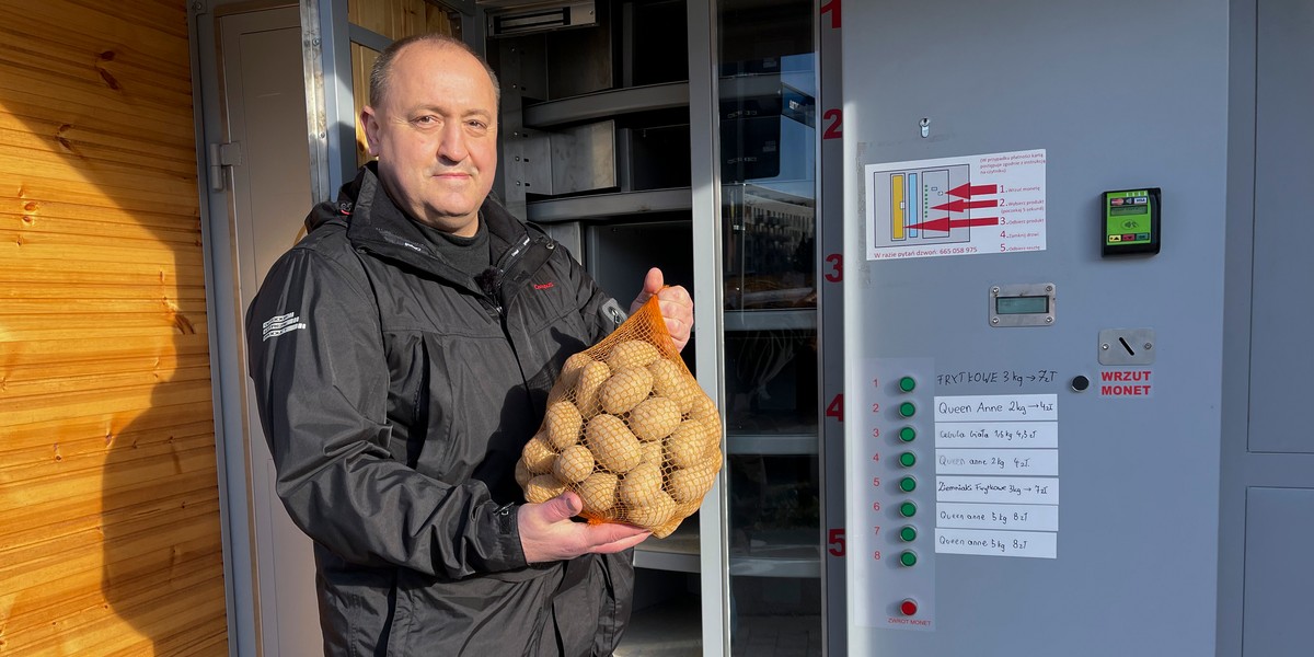 We Wrocławiu zainstalowano już cztery ziemniakomaty, które — jak przekonuje właściciel — są jedynymi tego typu urządzeniami w Polsce.