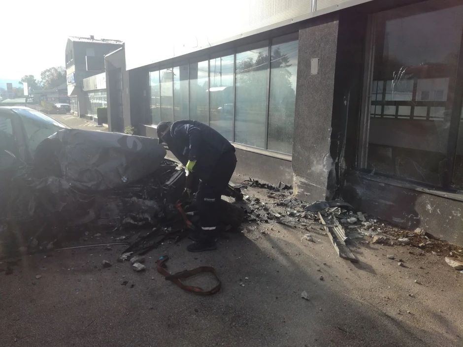 Fotografije sa mesta nesreće u Nišu