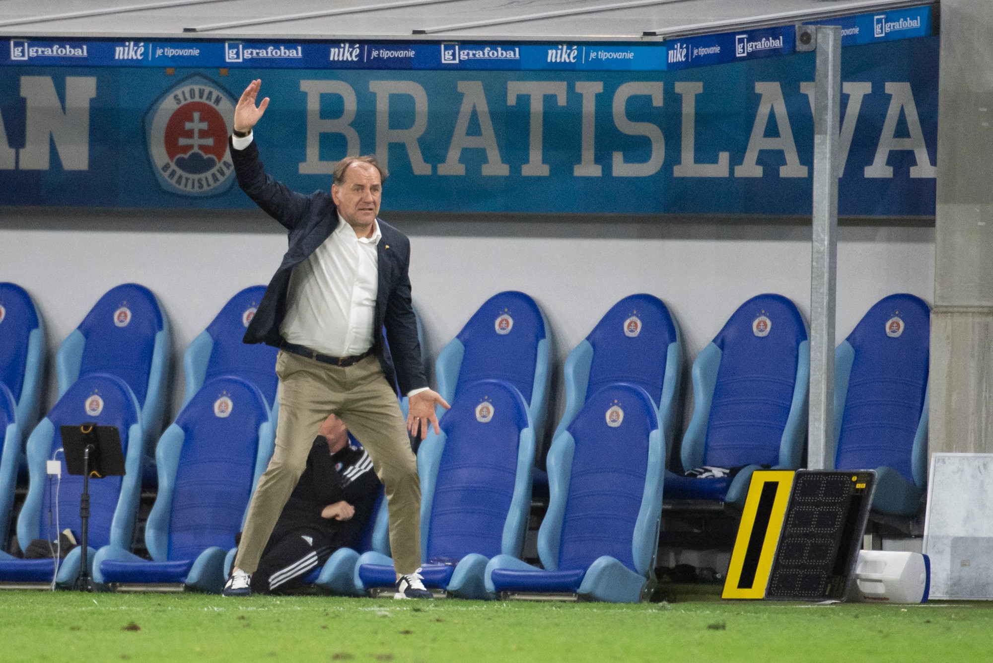 Odvetný zápas Európskej ligy: ŠK Slovan Bratislava - FC Olympiakos Pireus.