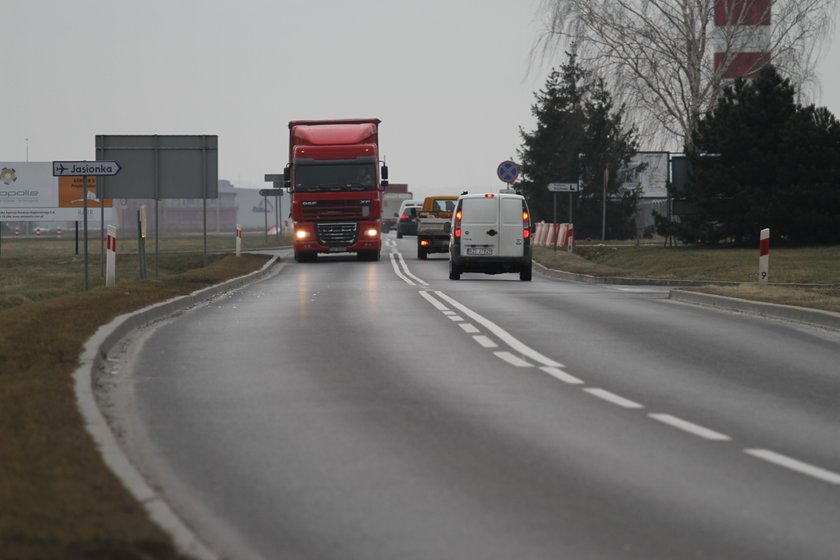 Zbudują nową drogą do lotniska w Jasionce