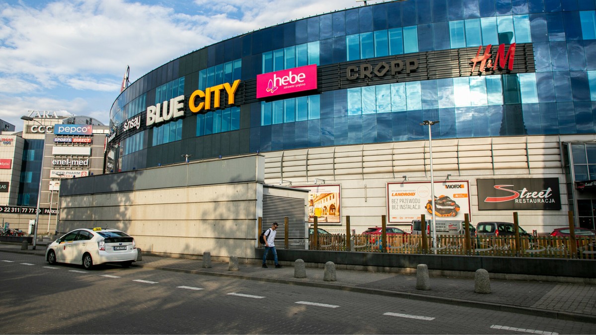 To może być koniec wielkiego centrum handlowego w Warszawie. Właściciel mówi o wyburzeniu