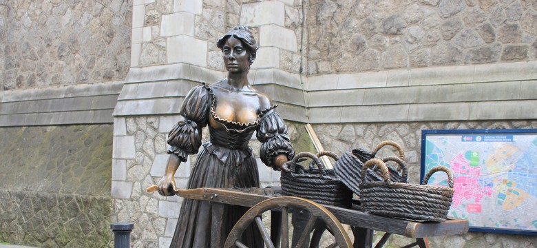 "Przestańcie dotykać piersi Molly Malone". Nietypowy apel w Dublinie