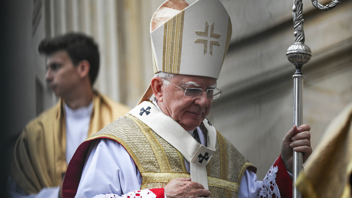 Kobieta oskarżała biskupa o molestowanie. Jędraszewski wypłacił odszkodowanie