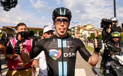 Dainese wygrał 19. etap Vuelta a Espana. Kuss nadal liderem