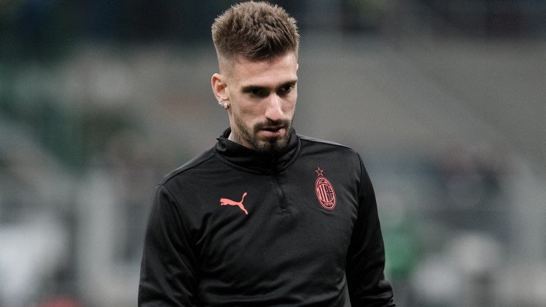 Samu Castillejo nie został jeszcze zarejestrowany