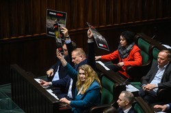 Ustawa łańcuchowa przepadła. Sejm nie odrzucił weta prezydenta