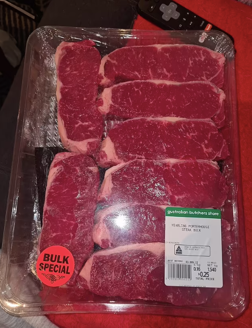Muž sa podelil o skvelú kúpu steaku. 