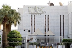 Siłą wdarli się do siedziby telewizji i podpalili budynek. Takie emocje wzbudził film